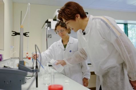从医学护肤到品牌溯源 平凡视角下的雅漾典范